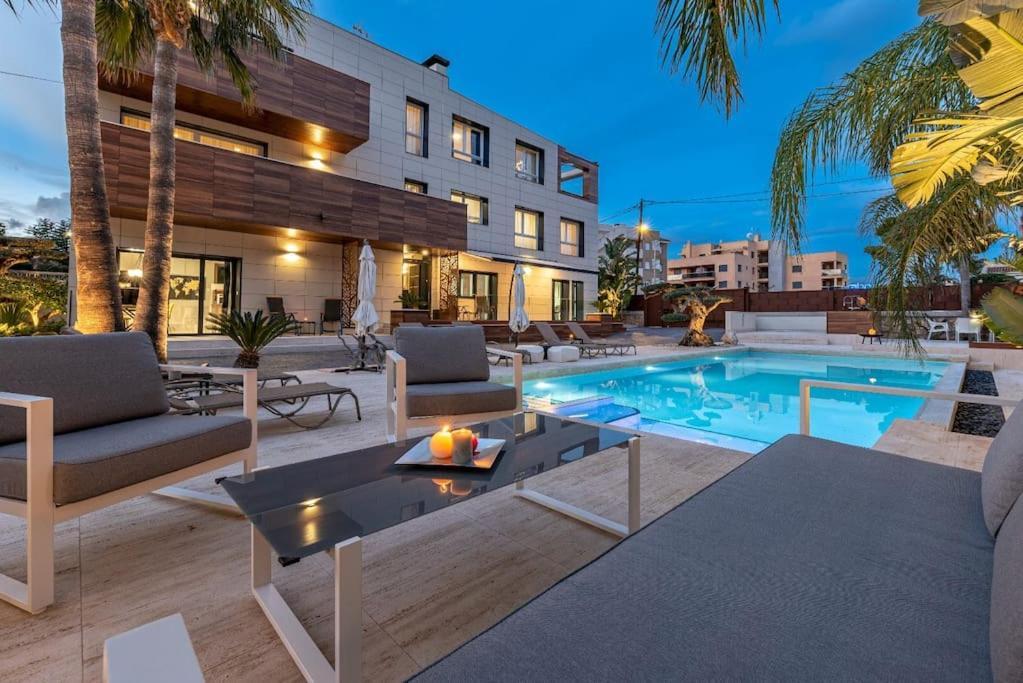 Ferienwohnung 5 Stelle Piscina, Jacuzzi, Wifi - 2 Min Dal Mare Miami Playa Exterior foto